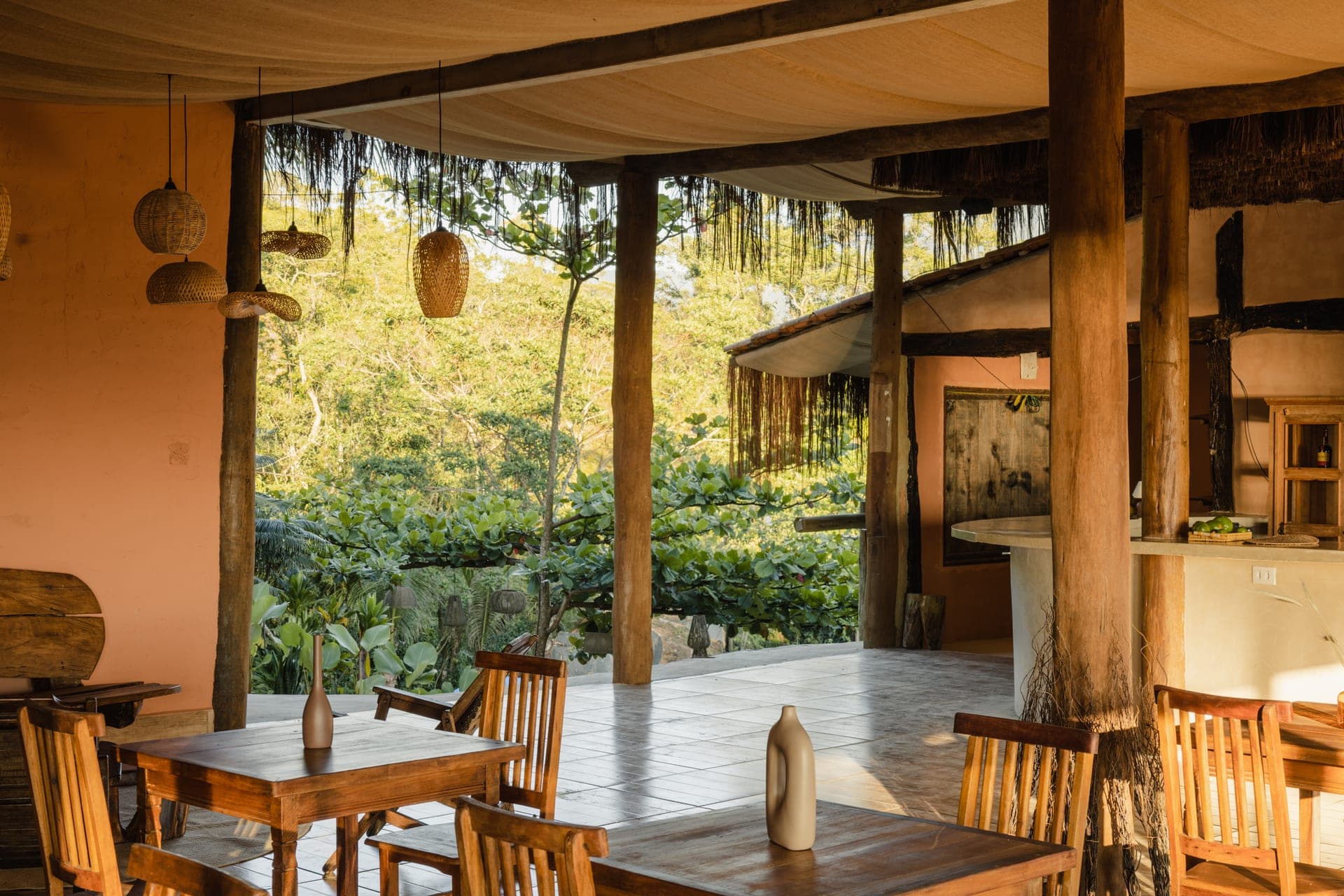 Wellness experiences at Momento Itamambuca — surf, yoga and trails